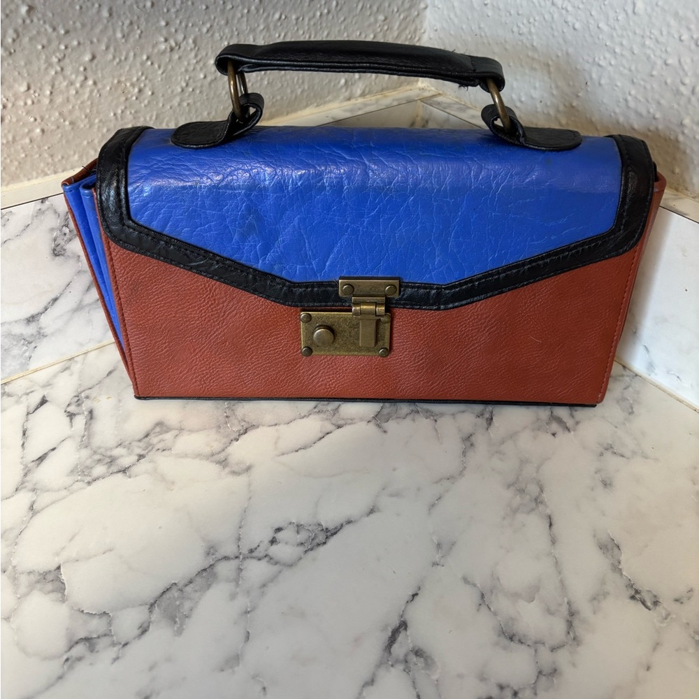 Atmosphere Blue Handbag with Secure Closure
